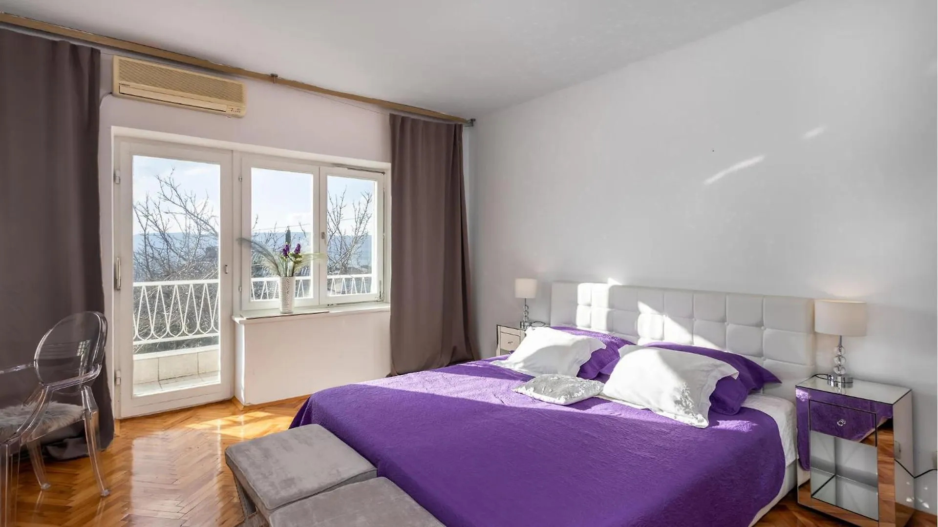 Amazing Home In Novi Vinodolski With Jacuzzi