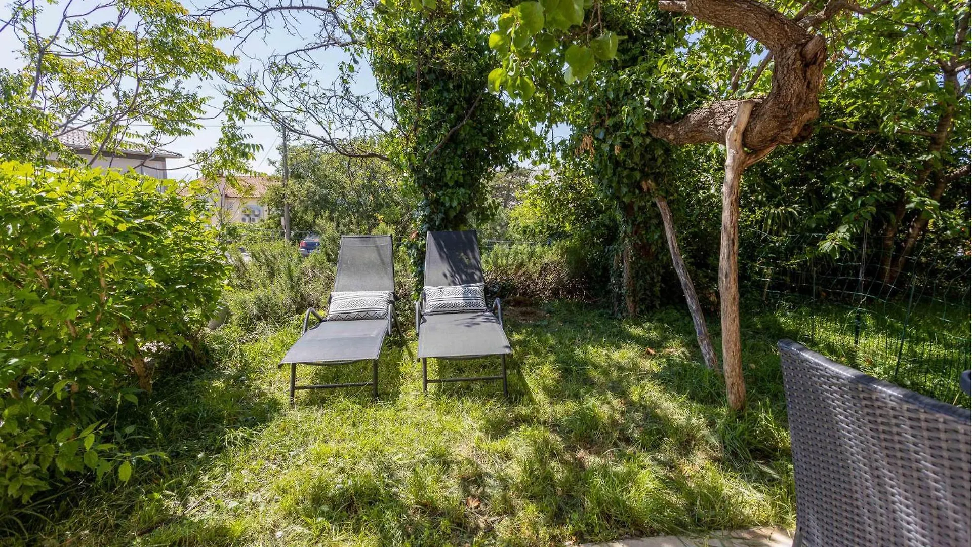 Amazing Home In Novi Vinodolski With Jacuzzi Holiday home